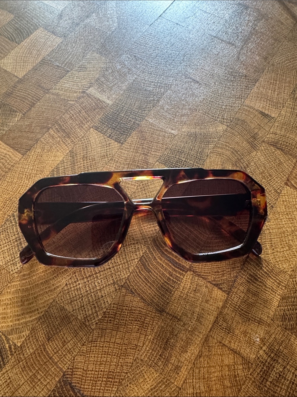 Tortoiseshell Geometric Sunglasses